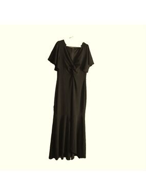 NWT Symphony+ Plus Size 3X Black Front Twist Flutter Sleeve Gown